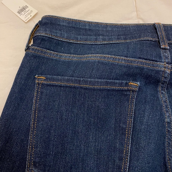 Old Navy Power Slim Straight Leg Size 8 Dark Denim NWT! - Picture 3 of 8